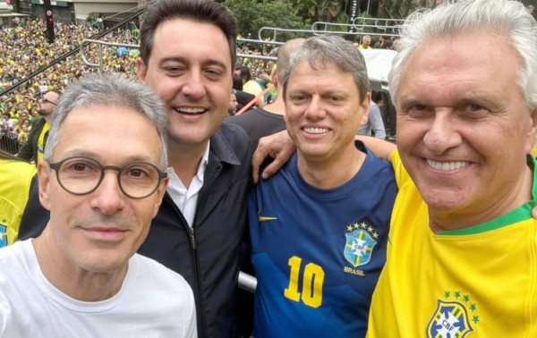 Zema, Ratinho, Tarcísio e Caiado em ato pró-Bolsonaro | Foto: Reprodução Instagram de Romeu Zema