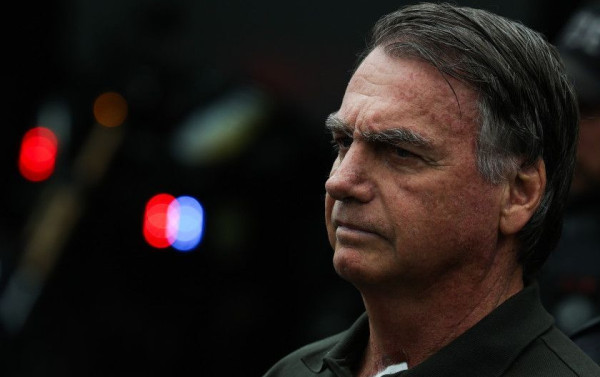 Bolsonaro lançou o filho para derrubar votação da ex | Foto: Fabio Rodrigues-Pozzebom/ Agência Brasil