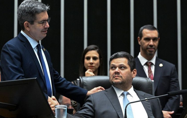 Randolfe Rodrigues e Davi Alcolumbre | Foto: Carlos Moura - Agência Senado