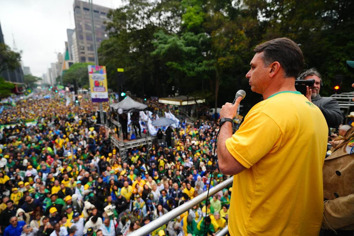 Crédito: Vittor Sales/Campanha Flávio Bolsonaro